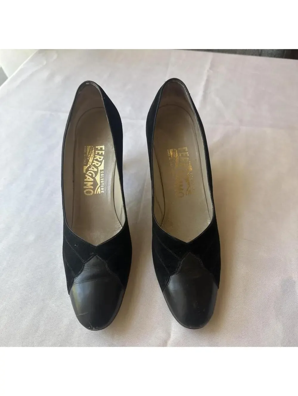 Salvatore Ferragamo Black Suede and Leather Pumps Size 9